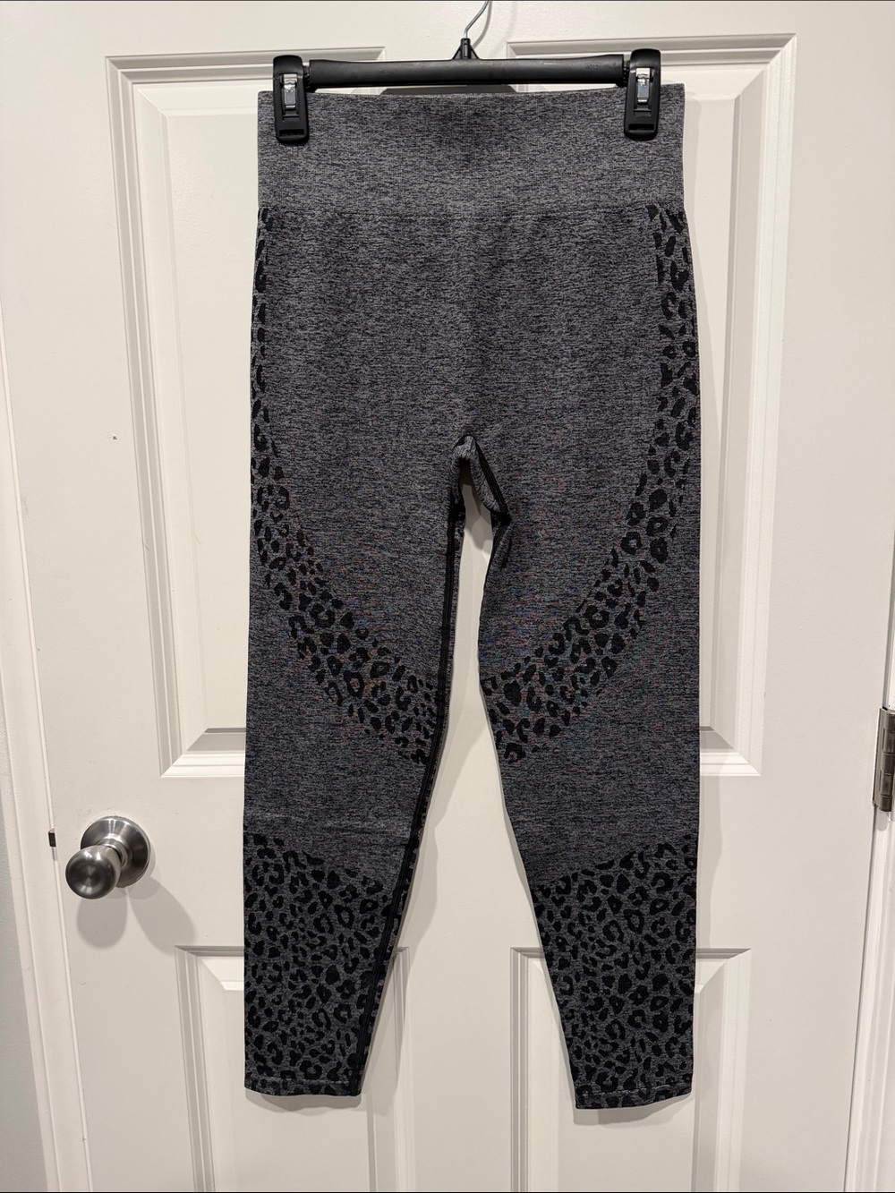 PINK Victoria's Secret Charcoal Gray Leopard-Accent High-Waist Leggings